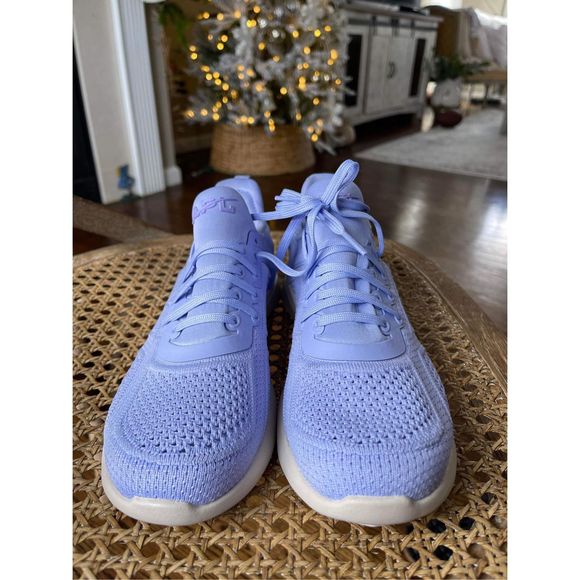 NEW APL Techloom Tracer Sneakers in Bellflower Purple Size 6.5 - Picture 2 of 5